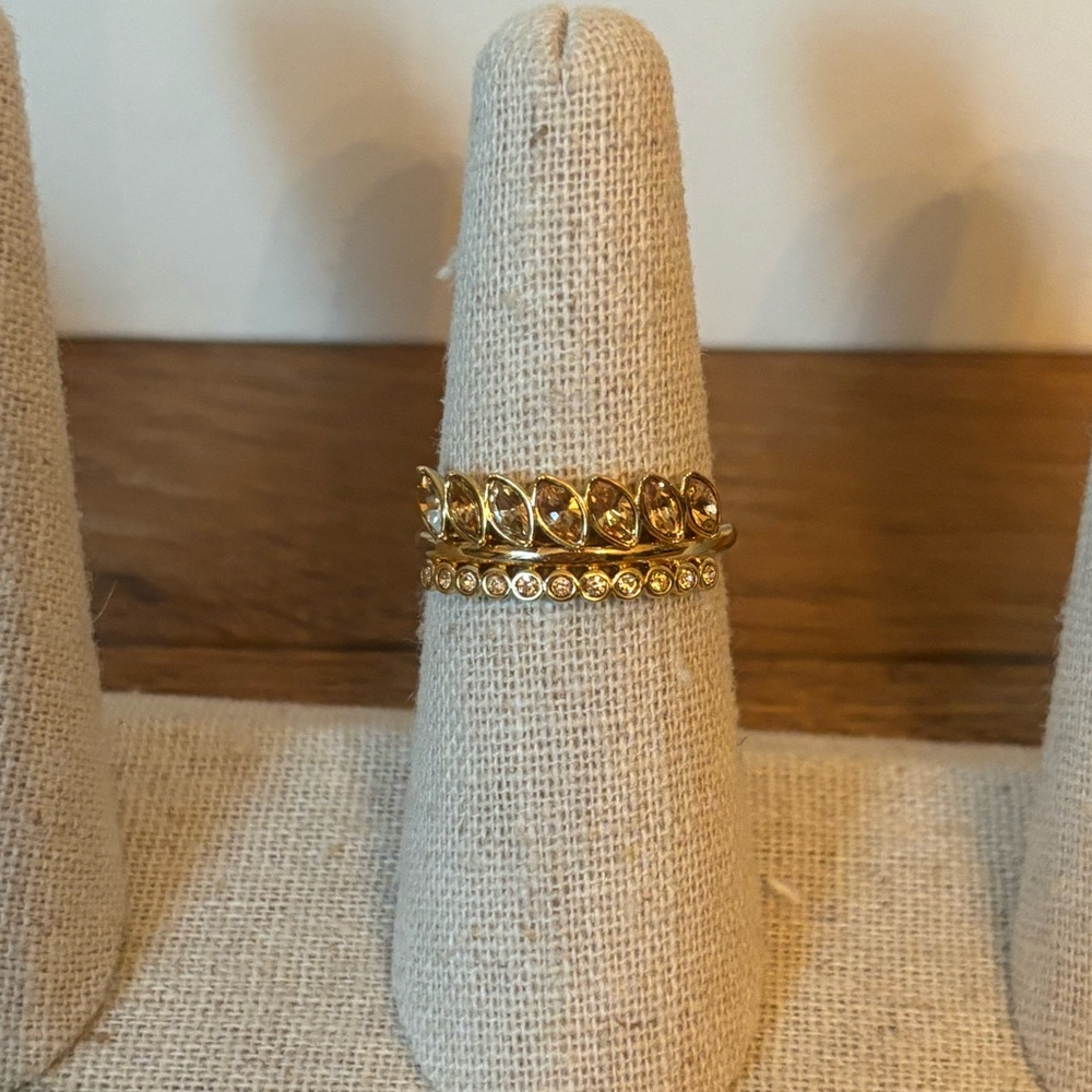 Golden Stella & Dot Leaflet Ring